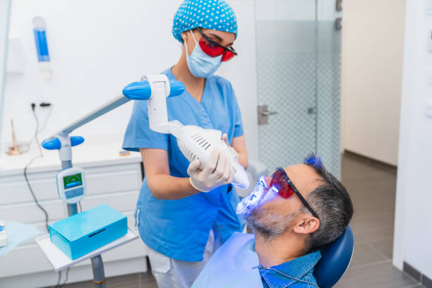 Best Emergency Tooth Extraction in Eming Island, FL